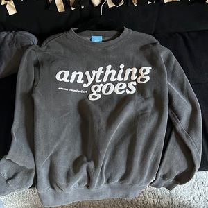 Emma Chamberlin sweatshirt